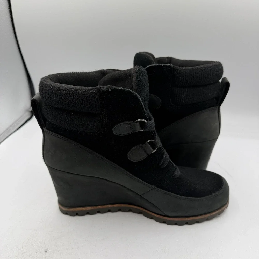 UGG Kriston Mole‎ Wedge Boots Womens Sz 8.5 Black Leather Waterproof 1108629